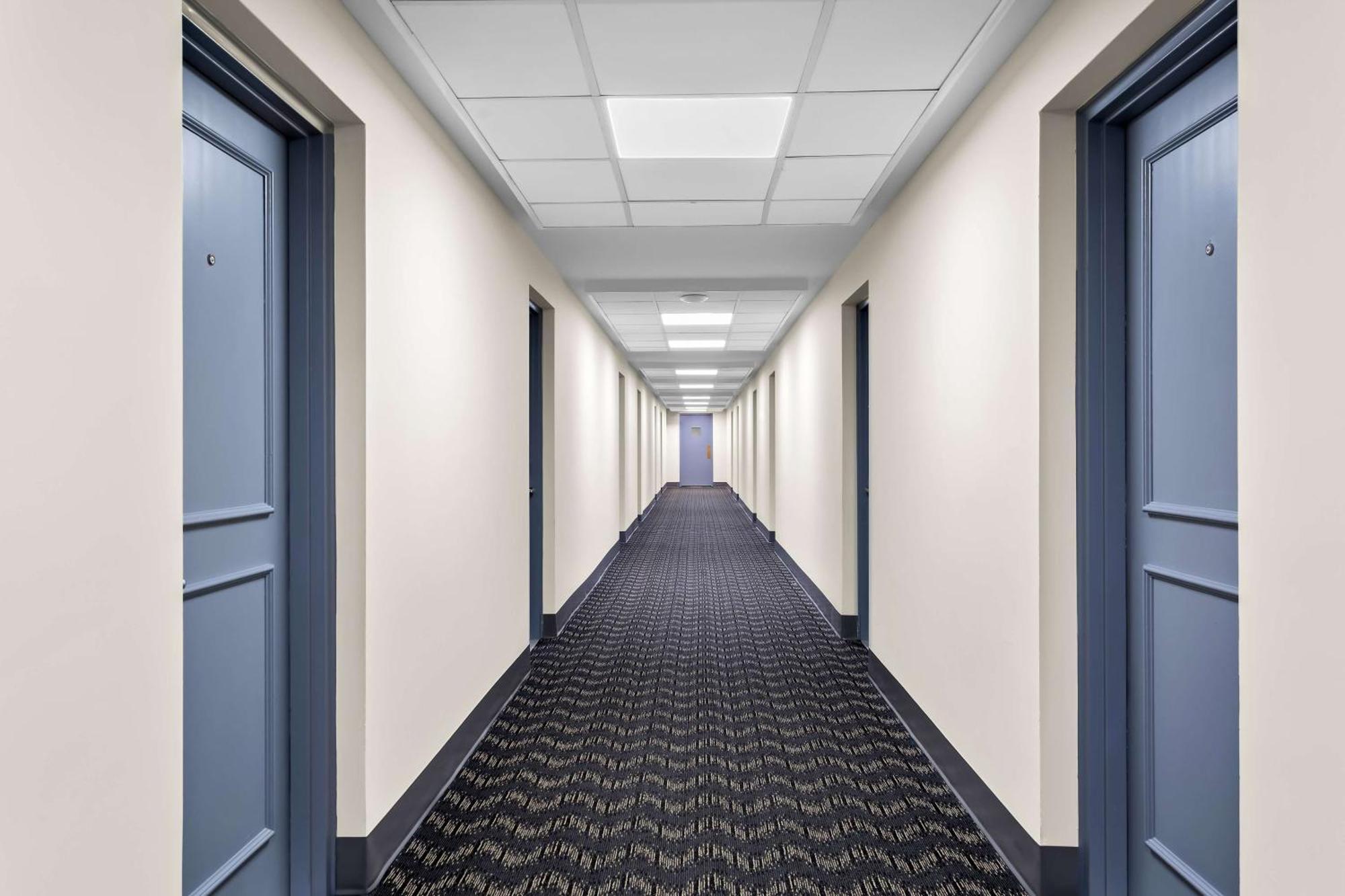 Surestay Plus By Best Western Windsor Extérieur photo