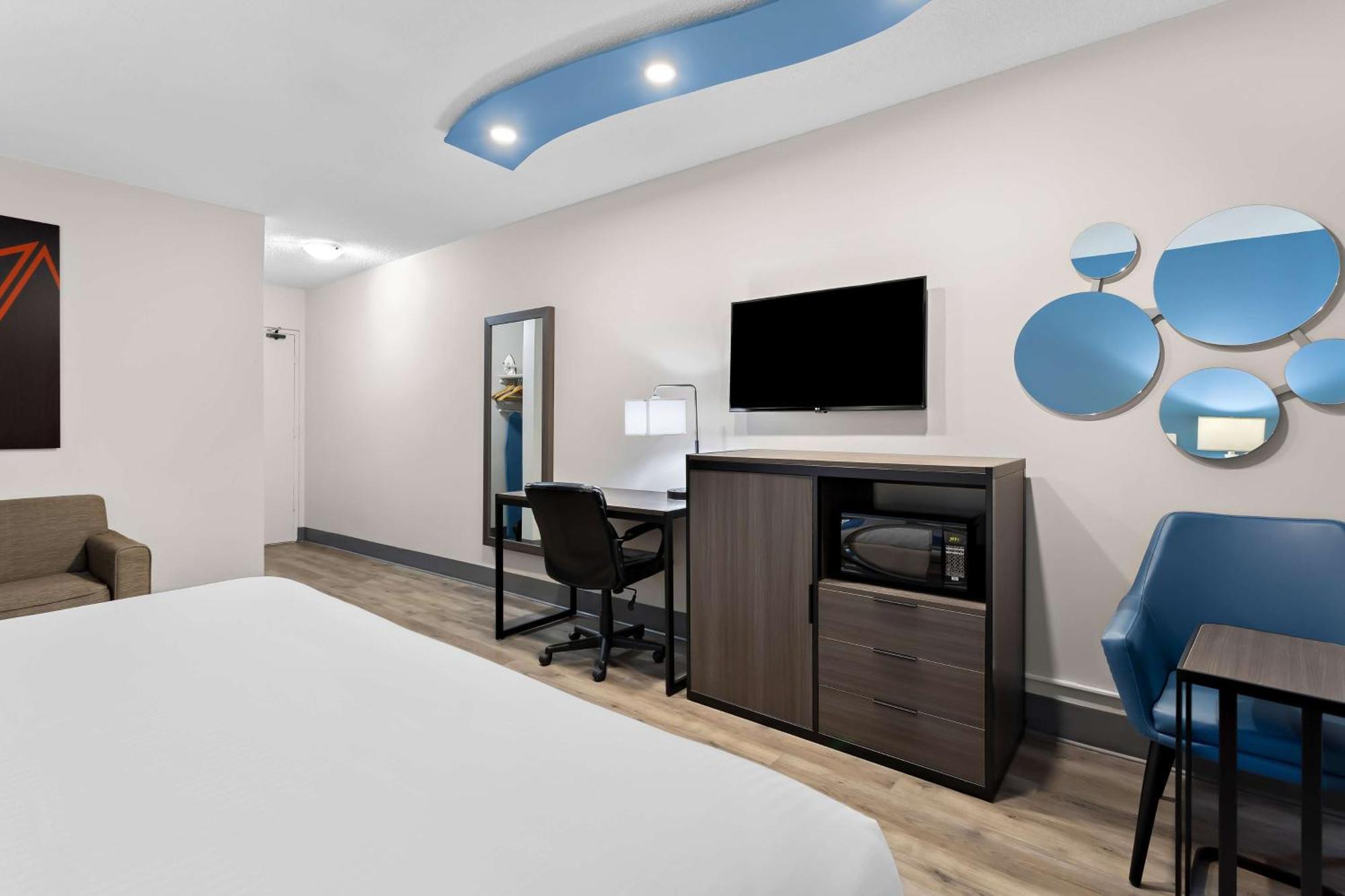 Surestay Plus By Best Western Windsor Extérieur photo